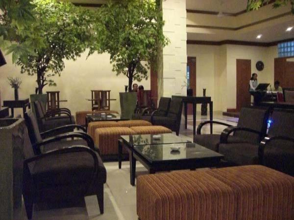 Amans Hotel Ambon Kültér fotó